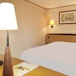 Otel Campanile Prime - Centre 3*