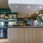 Campanile Centre Mas-carbonnel 3*