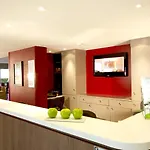 Hotel Campanile Centre Mas-carbonnel