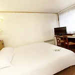 Hotel Campanile Centre Mas-carbonnel