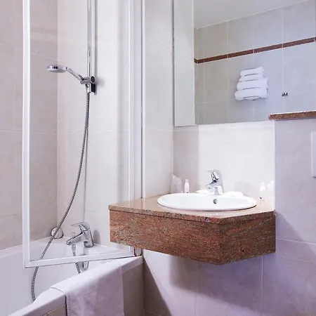 Campanile Centre Mas-carbonnel Hotel