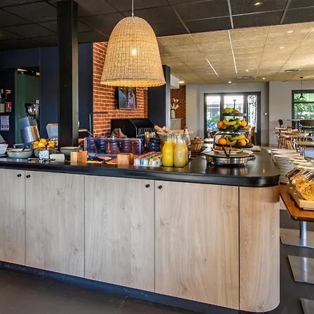 Hotel Campanile Centre Mas-carbonnel Nîmes