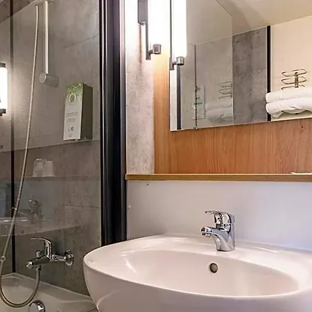 Hotel Campanile Prime - Centre Nîmes