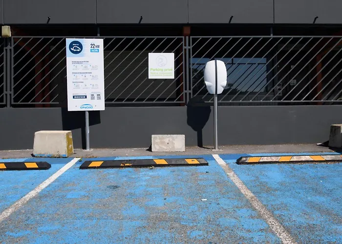 Campanile Prime - Centre Hotel Nîmes