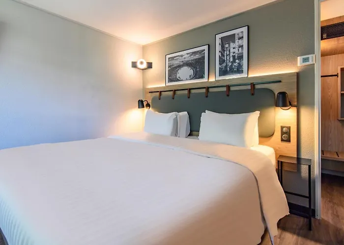 Hotel Campanile Prime - Centre 3*