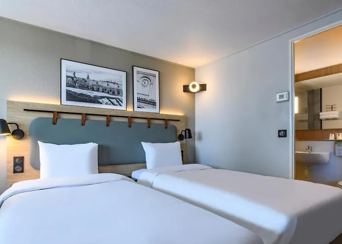 Campanile Prime - Centre 3* Nîmes